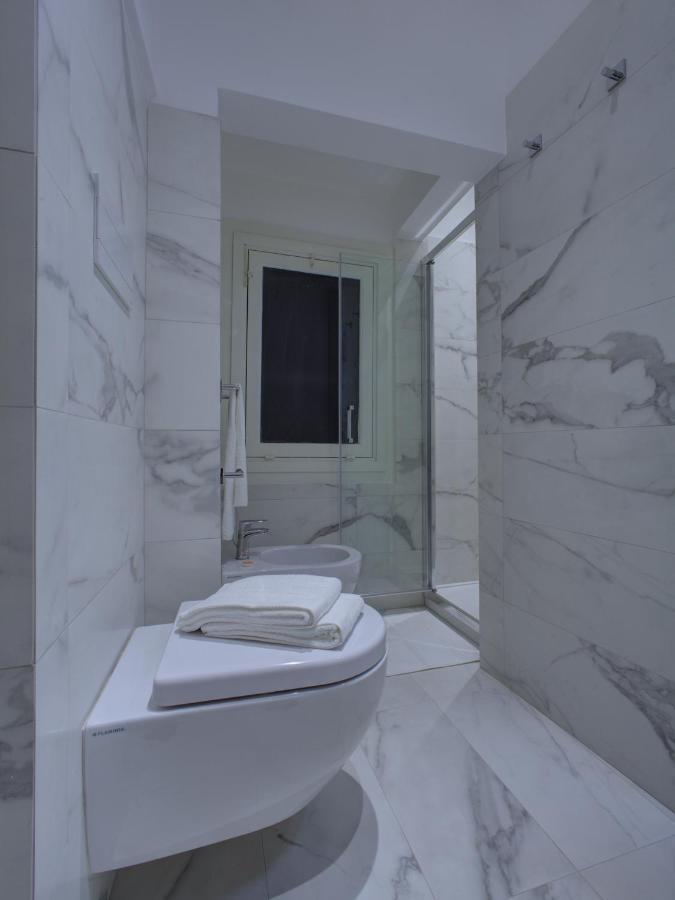 קטאניה Palazzo Pastura B&B And Apartments מראה חיצוני תמונה