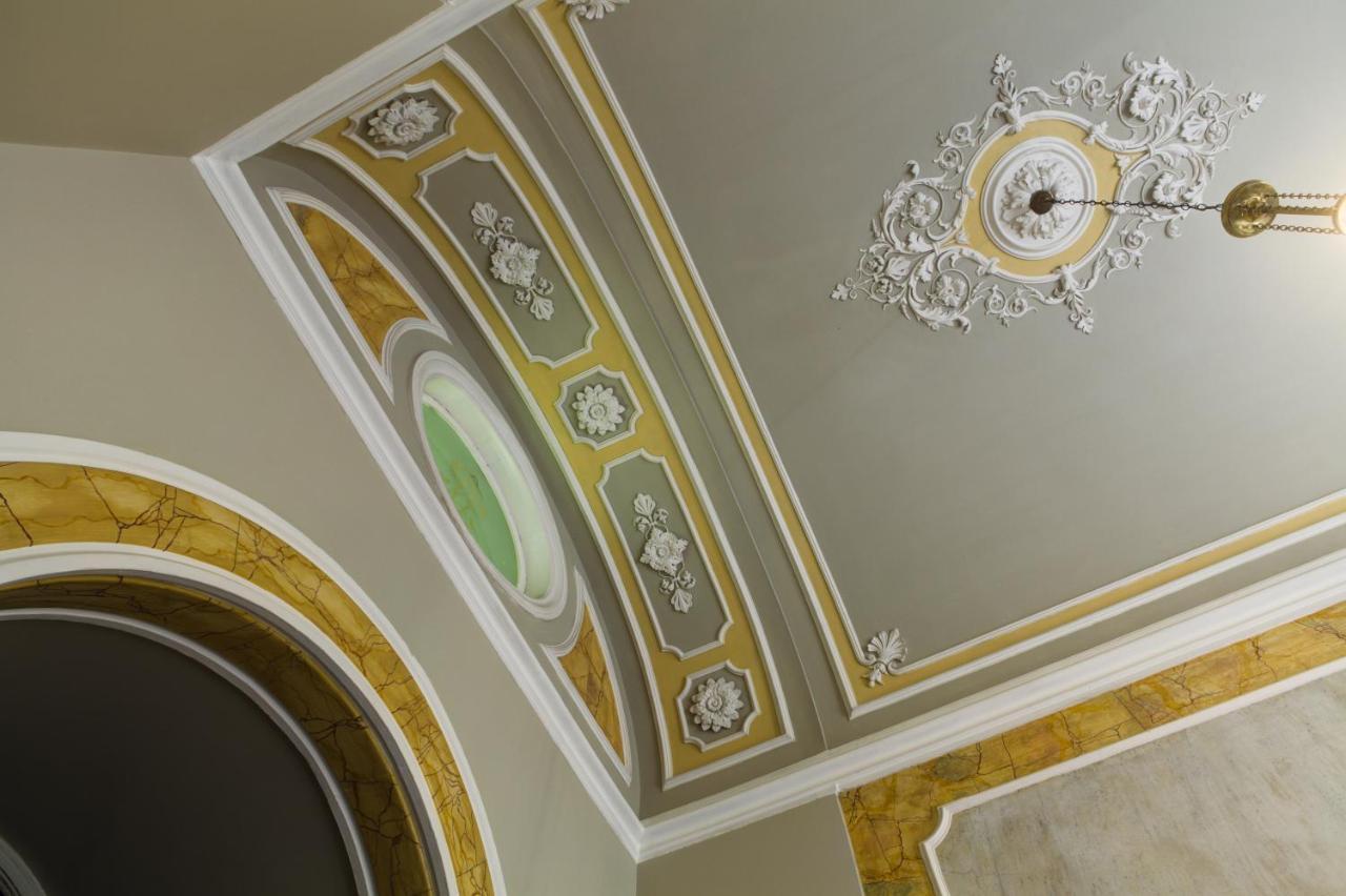 קטאניה Palazzo Pastura B&B And Apartments מראה חיצוני תמונה