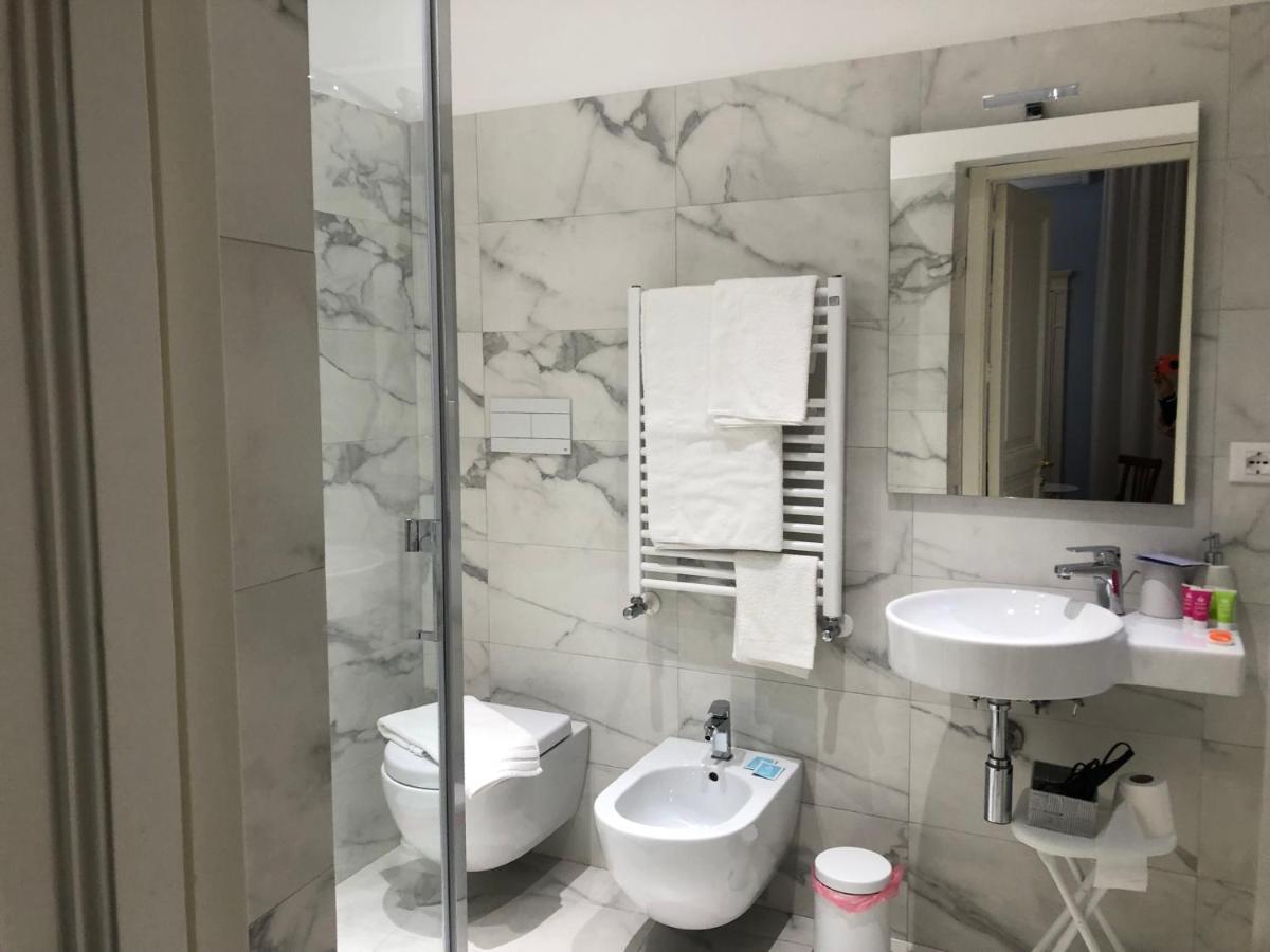 קטאניה Palazzo Pastura B&B And Apartments מראה חיצוני תמונה